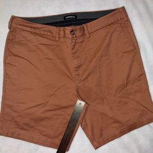 Express - Men's - 8" Hyper Stretch Chino Shorts